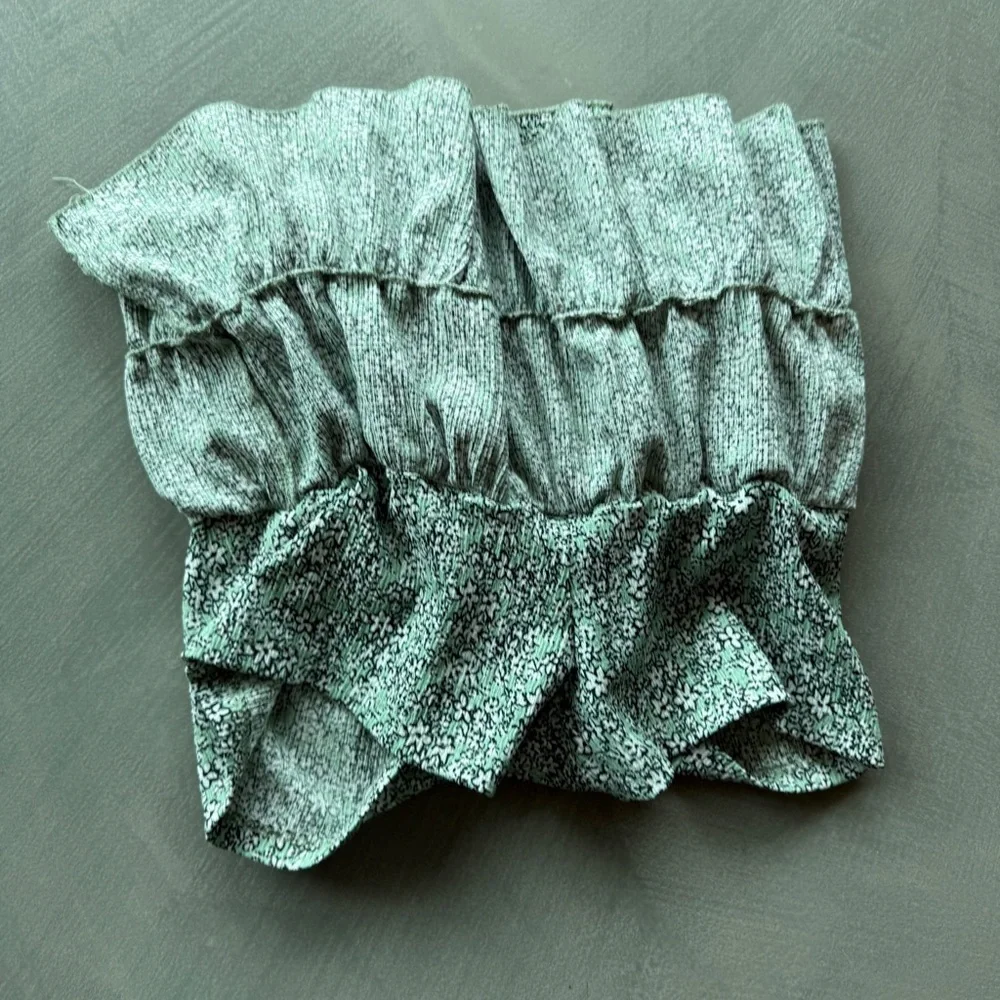 Zara Kids Green & White Textured Floral Skirt / Skort  {10}